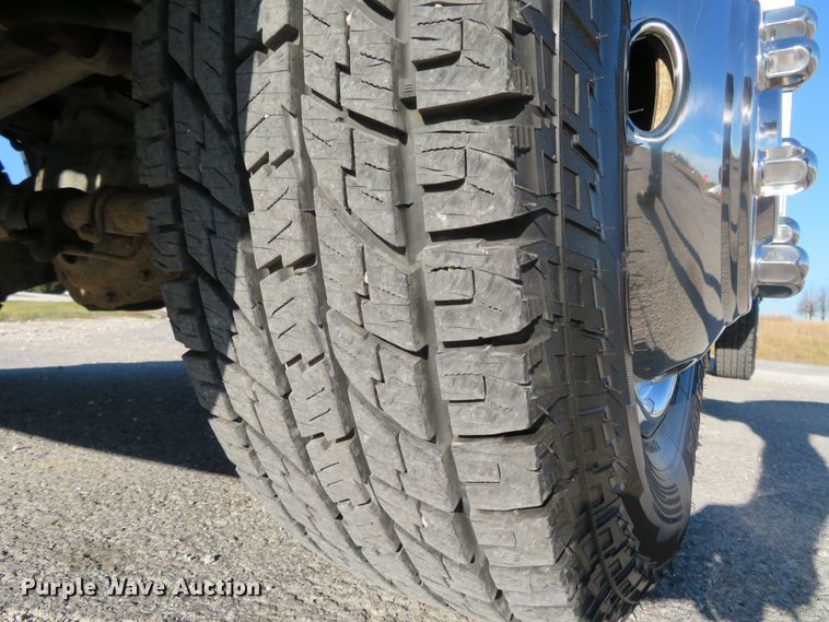 image for item DI3971 2012 Ford F350 Super Duty XL  SuperCab utility bed pickup truck