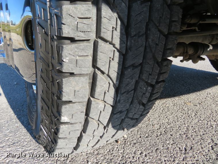 image for item DI3971 2012 Ford F350 Super Duty XL  SuperCab utility bed pickup truck