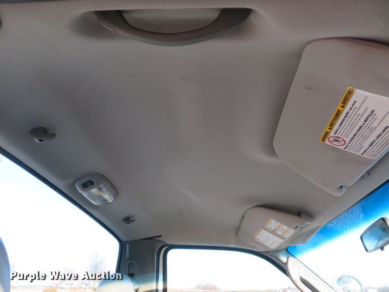 image for item DI3973 2005 Ford F450 Super Duty XL  bucket truck