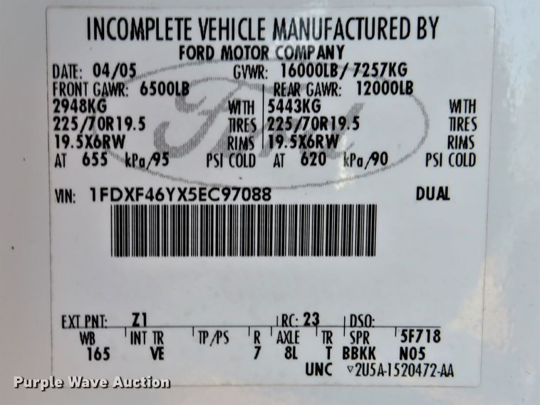 image for item DI3973 2005 Ford F450 Super Duty XL  bucket truck