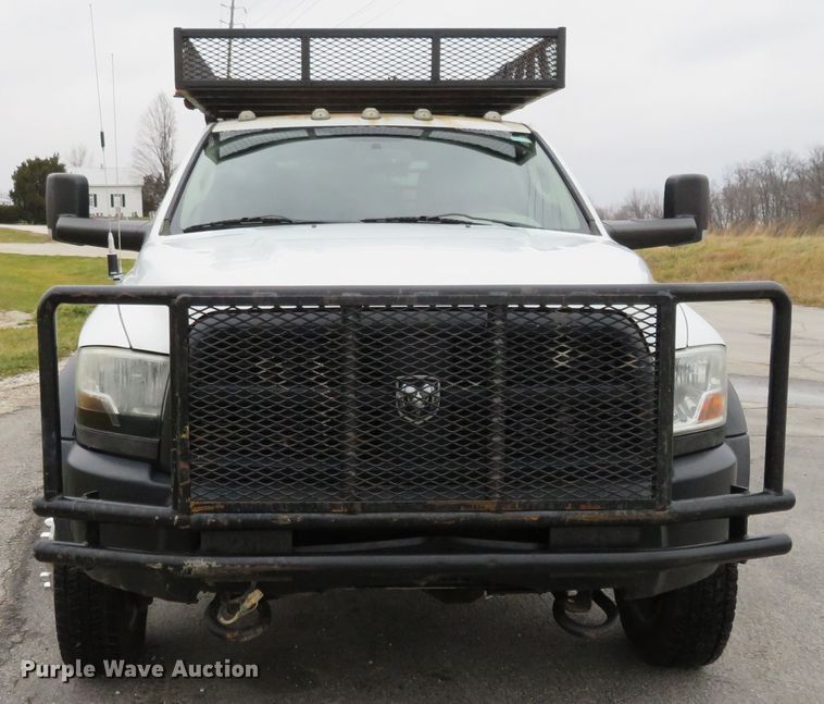 image for item DI3978 2012 Dodge Ram 5500HD  Crew Cab flatbed truck