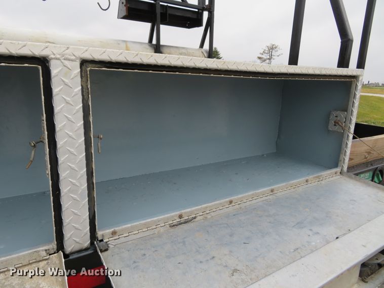 image for item DI3978 2012 Dodge Ram 5500HD  Crew Cab flatbed truck