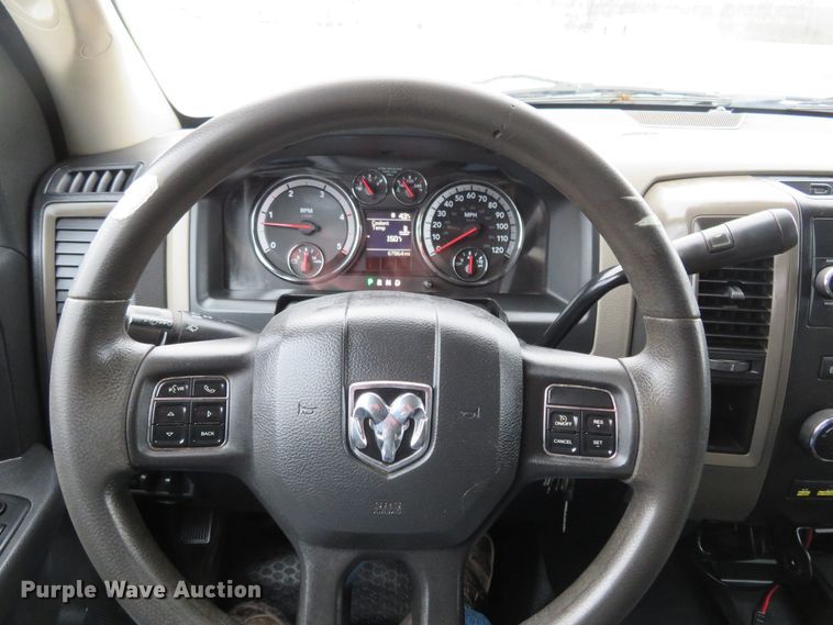 image for item DI3978 2012 Dodge Ram 5500HD  Crew Cab flatbed truck