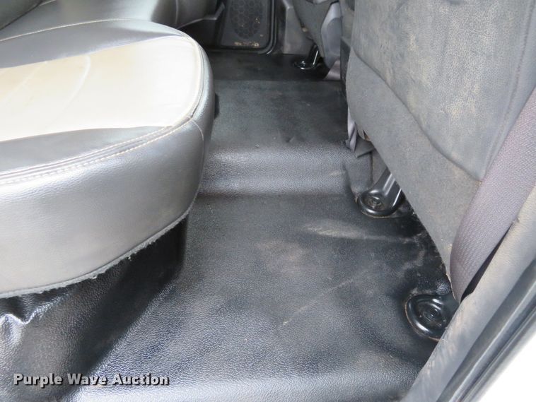 image for item DI3978 2012 Dodge Ram 5500HD  Crew Cab flatbed truck