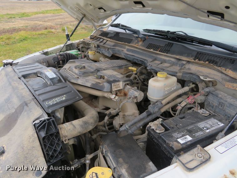 image for item DI3978 2012 Dodge Ram 5500HD  Crew Cab flatbed truck