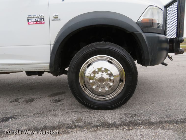 image for item DI3978 2012 Dodge Ram 5500HD  Crew Cab flatbed truck