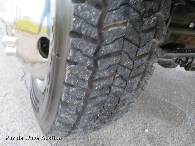 image for item DI3978 2012 Dodge Ram 5500HD  Crew Cab flatbed truck