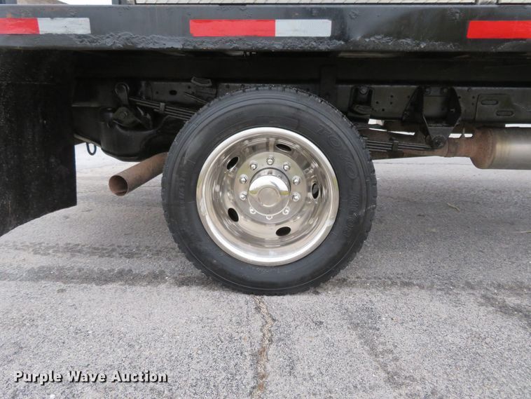 image for item DI3978 2012 Dodge Ram 5500HD  Crew Cab flatbed truck