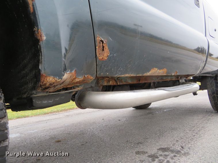 image for item DI3979 2004 Ford F350 Super Duty XLT  pickup truck