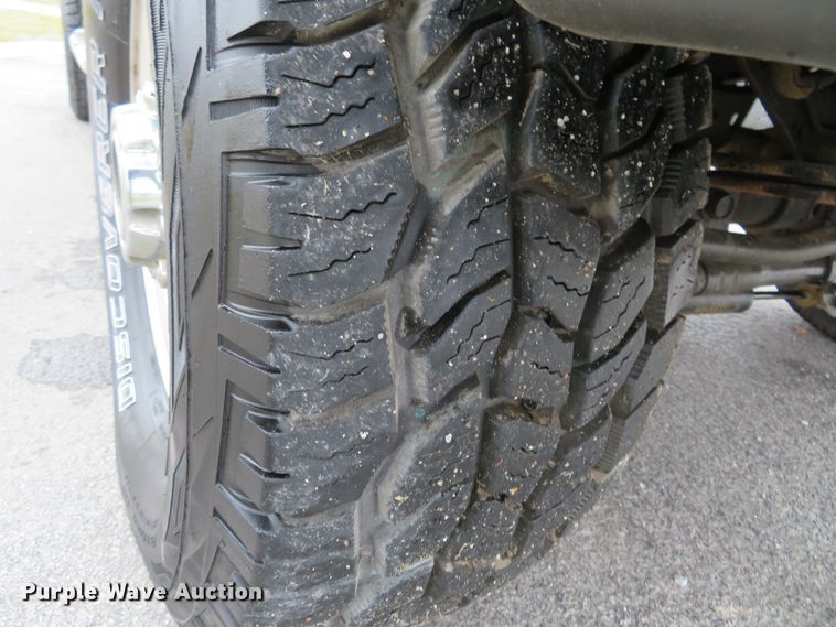 image for item DI3979 2004 Ford F350 Super Duty XLT  pickup truck