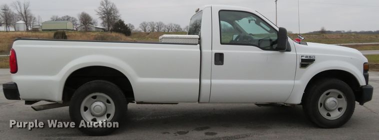 image for item DI3980 2010 Ford F250 Super Duty XL  pickup truck