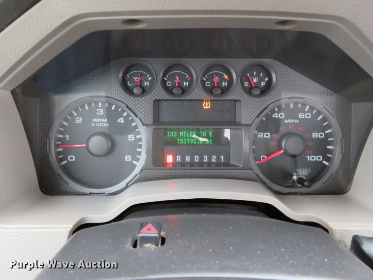 image for item DI3980 2010 Ford F250 Super Duty XL  pickup truck