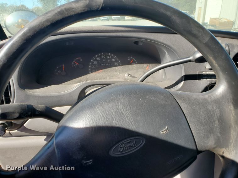 image for item DI5019 2001 Ford Econoline E450 Super Duty  Blue Bird school bus