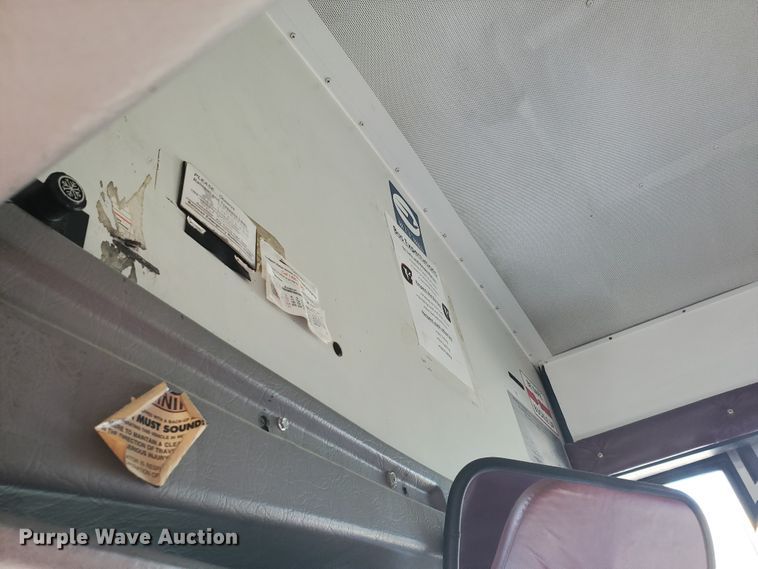 image for item DI5019 2001 Ford Econoline E450 Super Duty  Blue Bird school bus