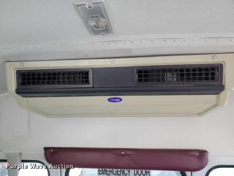 image for item DI5019 2001 Ford Econoline E450 Super Duty  Blue Bird school bus