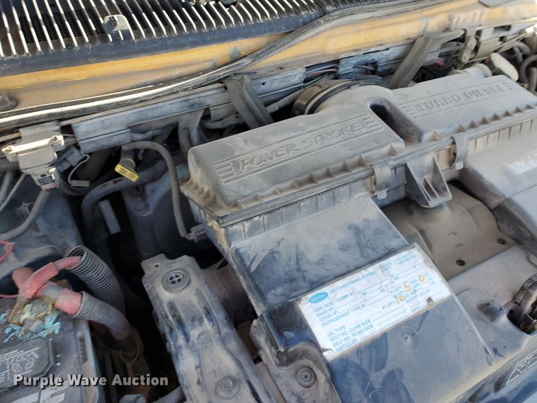 image for item DI5019 2001 Ford Econoline E450 Super Duty  Blue Bird school bus