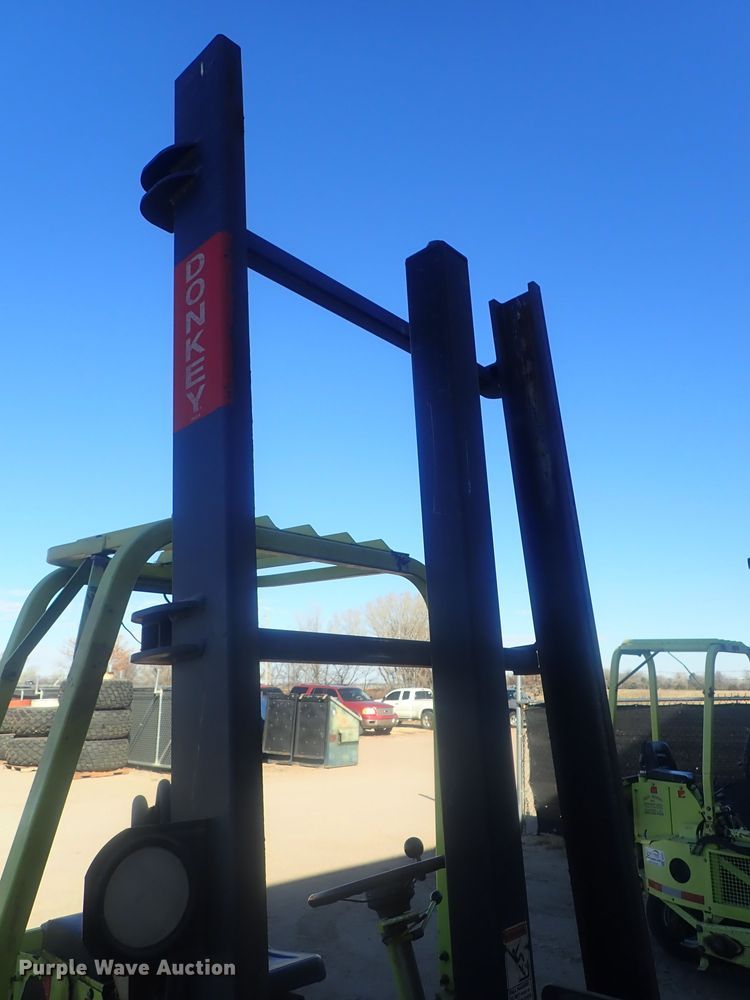 image for item DI7315 Donkey D12-3K  piggyback forklift