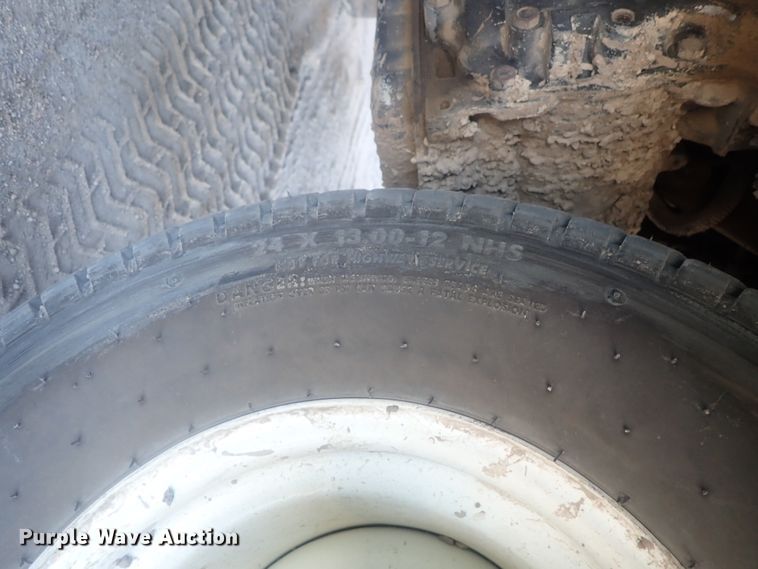 image for item DI7315 Donkey D12-3K  piggyback forklift