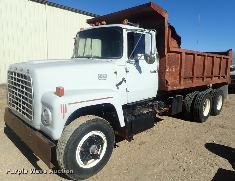 image for item DI7319 1970 Ford 9000  dump truck