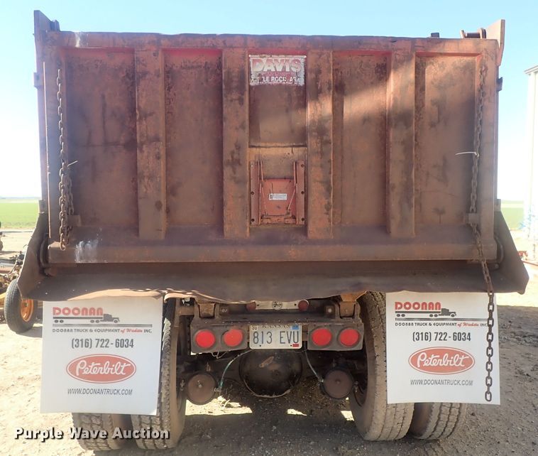 image for item DI7319 1970 Ford 9000  dump truck