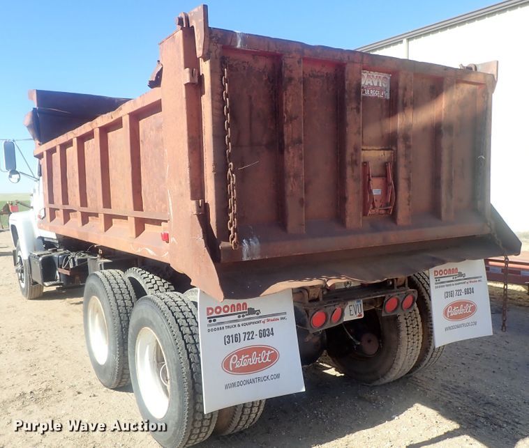 image for item DI7319 1970 Ford 9000  dump truck