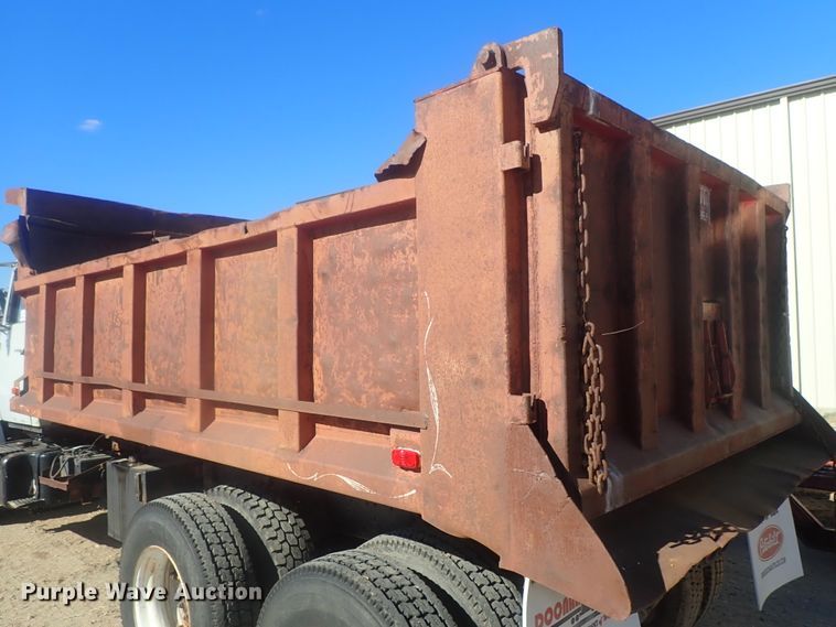 image for item DI7319 1970 Ford 9000  dump truck