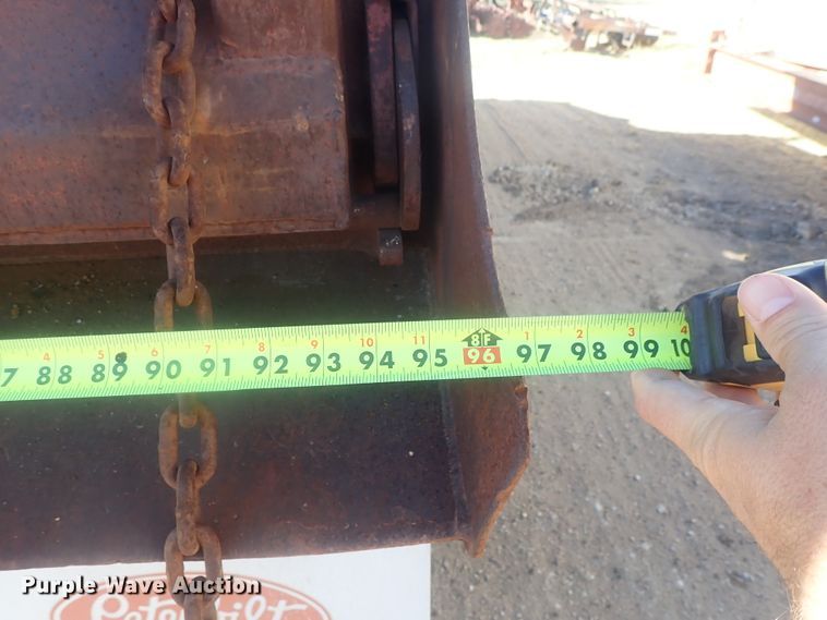 image for item DI7319 1970 Ford 9000  dump truck