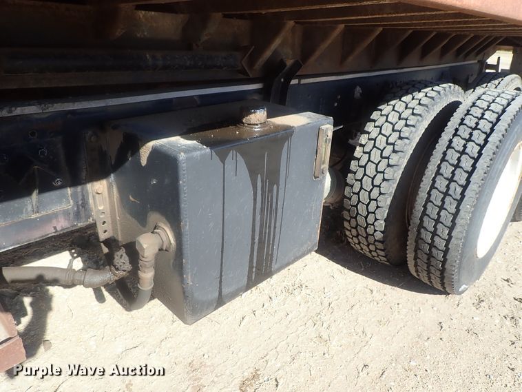 image for item DI7319 1970 Ford 9000  dump truck