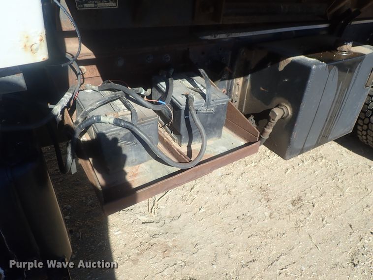 image for item DI7319 1970 Ford 9000  dump truck