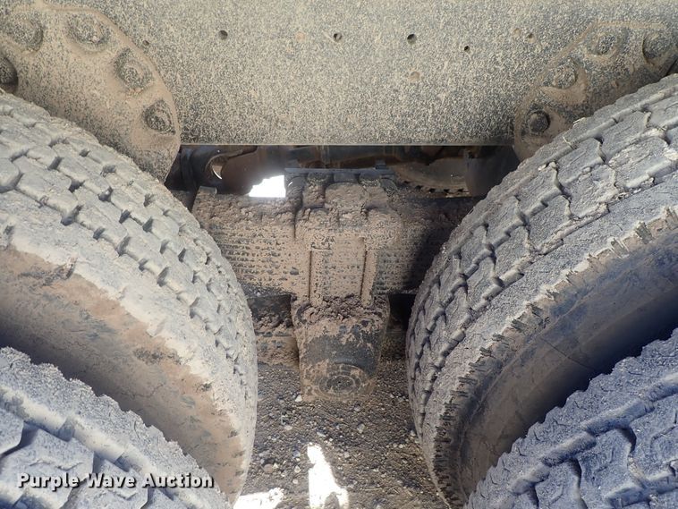 image for item DI7319 1970 Ford 9000  dump truck