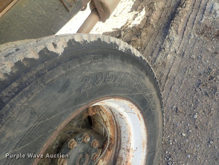 image for item DI7319 1970 Ford 9000  dump truck
