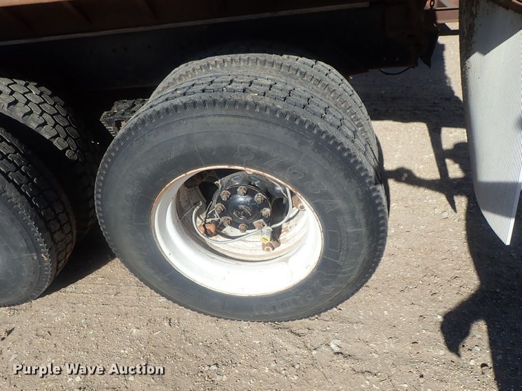 image for item DI7319 1970 Ford 9000  dump truck