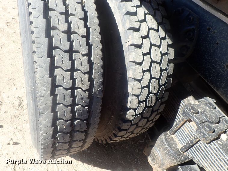 image for item DI7319 1970 Ford 9000  dump truck