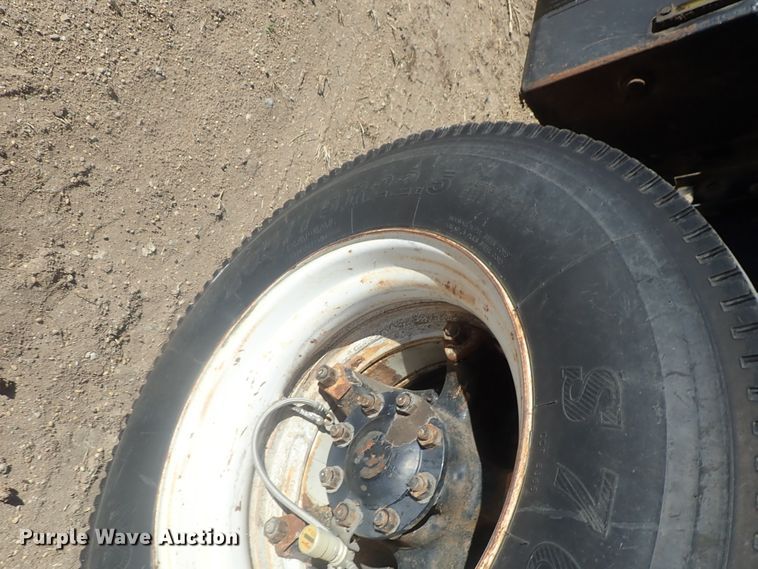 image for item DI7319 1970 Ford 9000  dump truck