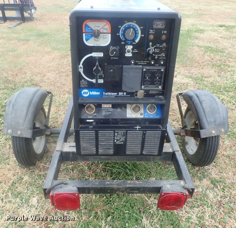 image for item DI7362 Miller Trailblazer 301D welder/generator
