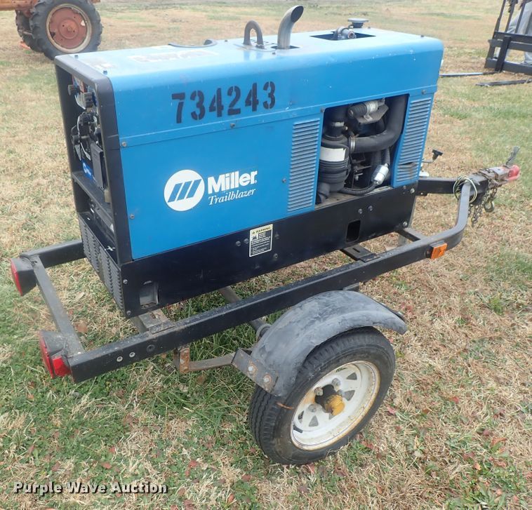 image for item DI7362 Miller Trailblazer 301D welder/generator