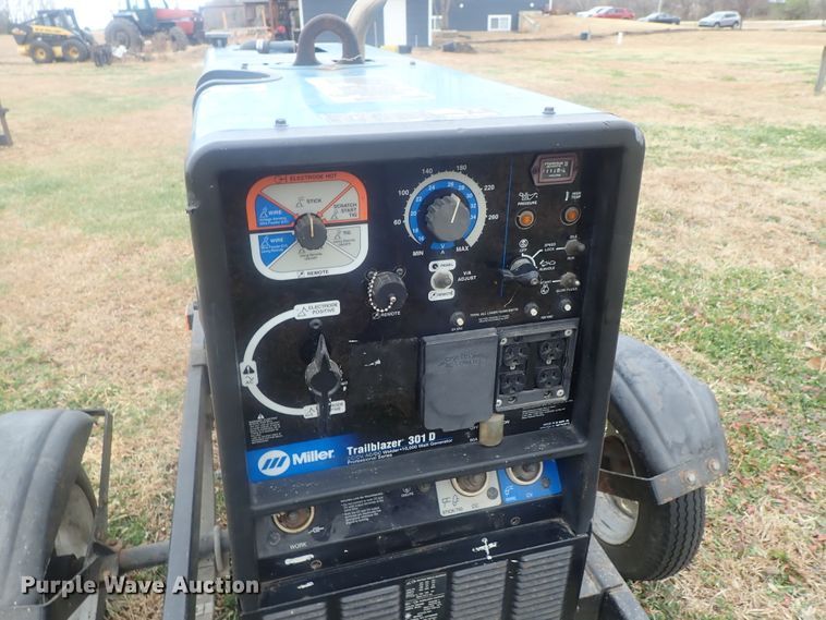 image for item DI7362 Miller Trailblazer 301D welder/generator