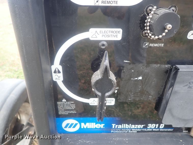 image for item DI7362 Miller Trailblazer 301D welder/generator