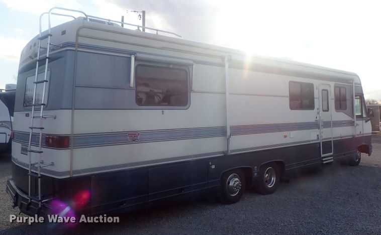 image for item DI7390 1992 Holiday Rambler Imperial M37CBXS  RV