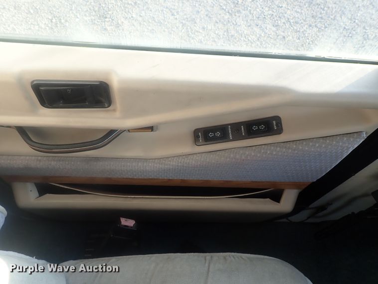 image for item DI7390 1992 Holiday Rambler Imperial M37CBXS  RV