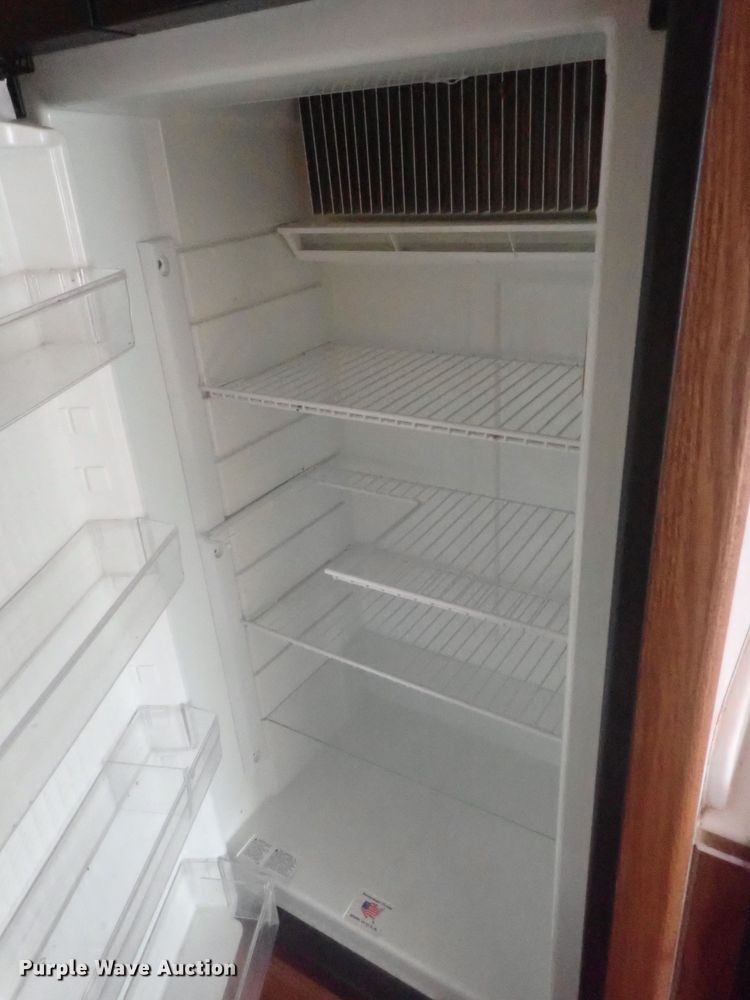 image for item DI7390 1992 Holiday Rambler Imperial M37CBXS  RV