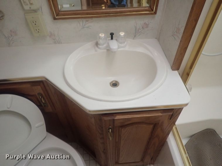 image for item DI7390 1992 Holiday Rambler Imperial M37CBXS  RV