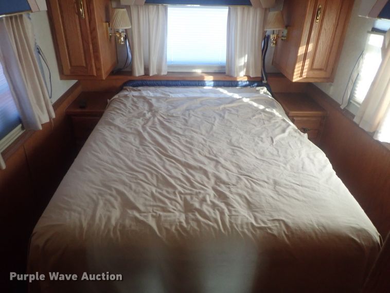 image for item DI7390 1992 Holiday Rambler Imperial M37CBXS  RV