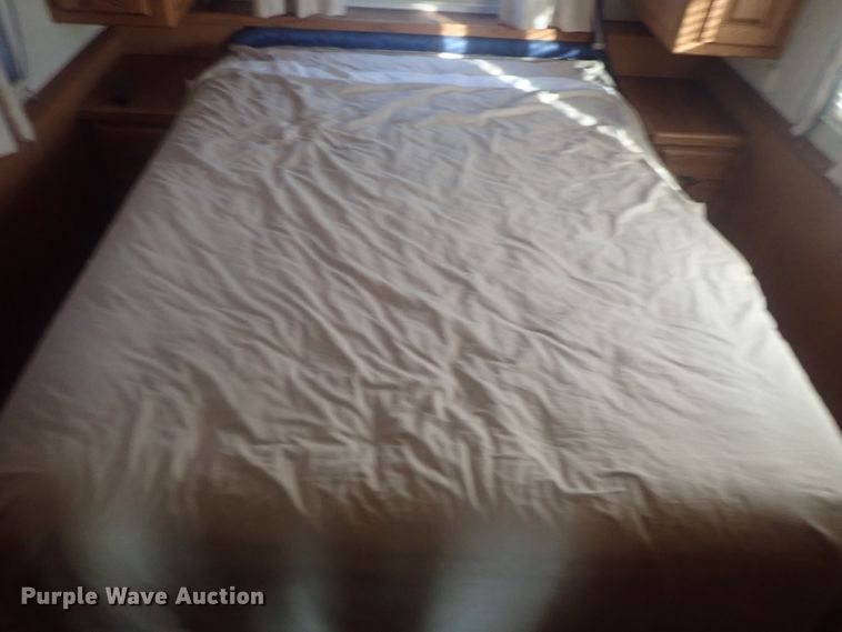 image for item DI7390 1992 Holiday Rambler Imperial M37CBXS  RV