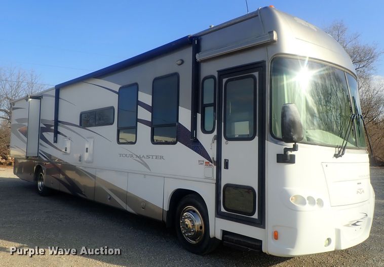 image for item DI7392 2006 Gulfstream Tourmaster MPVT40  RV