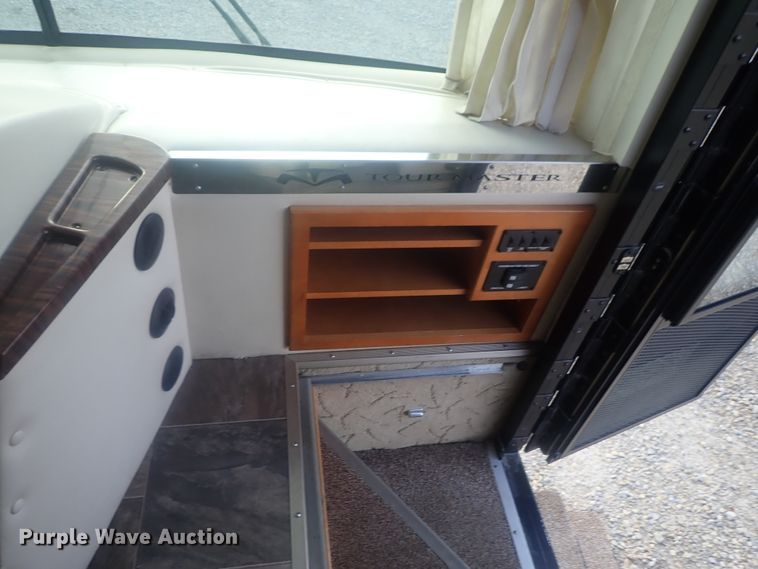 image for item DI7392 2006 Gulfstream Tourmaster MPVT40  RV