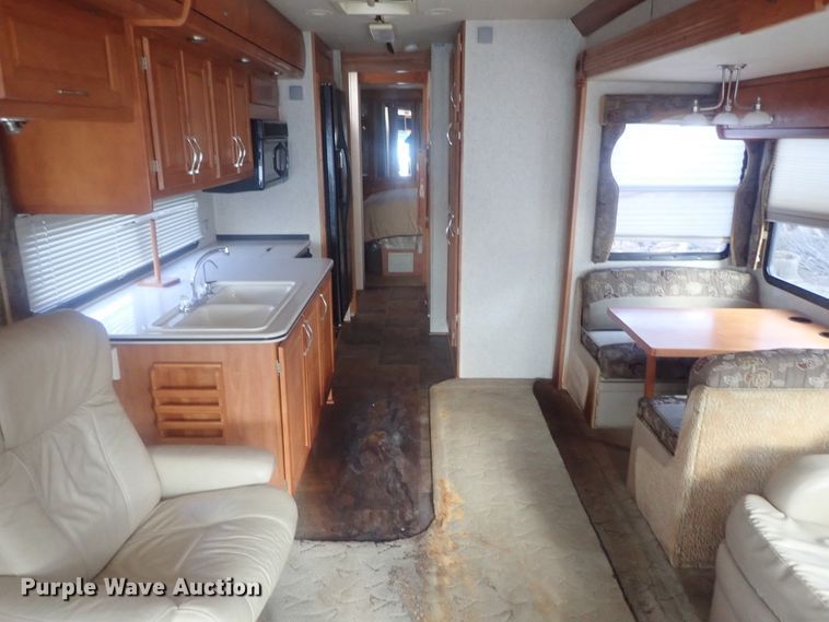 image for item DI7392 2006 Gulfstream Tourmaster MPVT40  RV