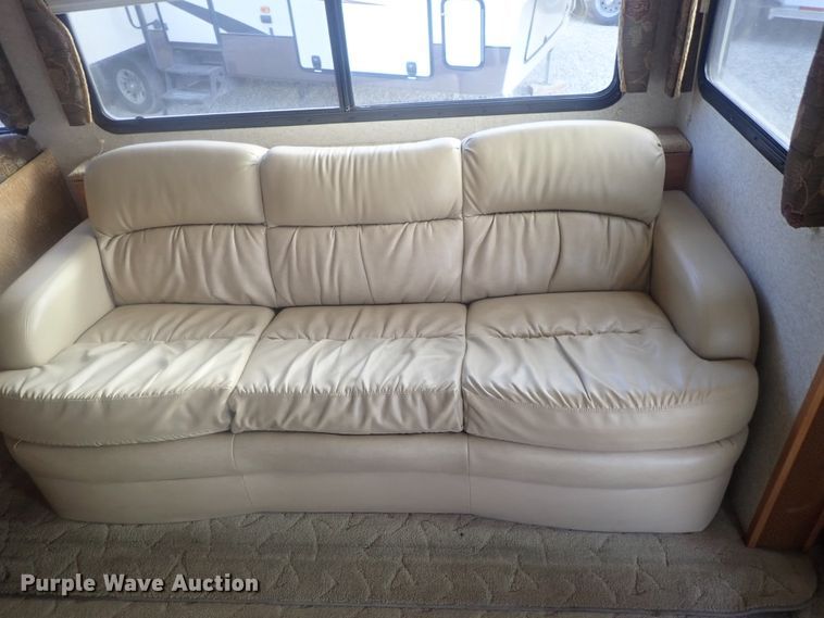 image for item DI7392 2006 Gulfstream Tourmaster MPVT40  RV