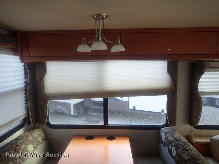 image for item DI7392 2006 Gulfstream Tourmaster MPVT40  RV