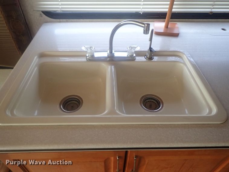 image for item DI7392 2006 Gulfstream Tourmaster MPVT40  RV